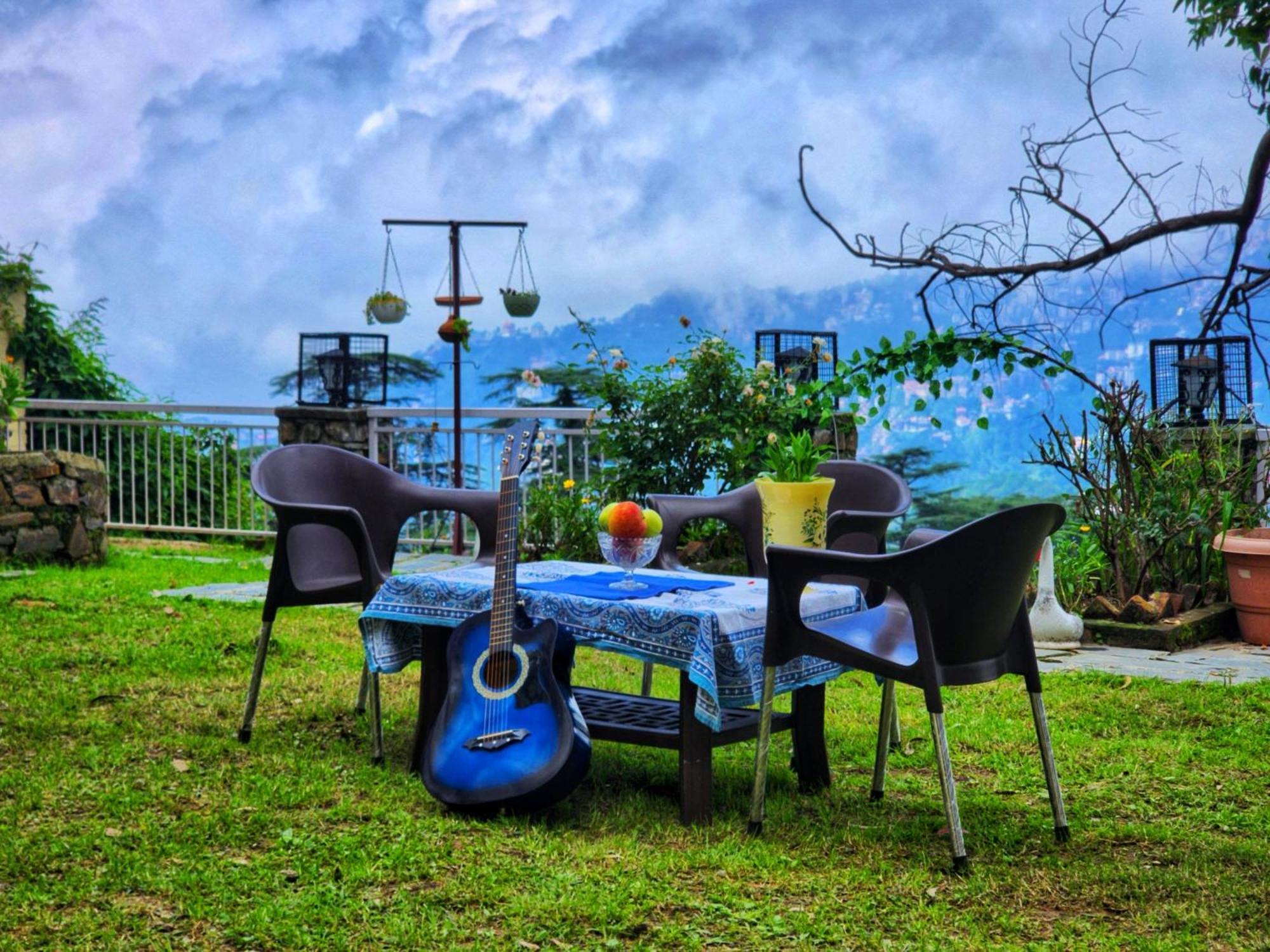 Aaram Baagh Simla Apartment Стая снимка